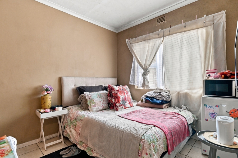 2 Bedroom Property for Sale in Wynberg Western Cape